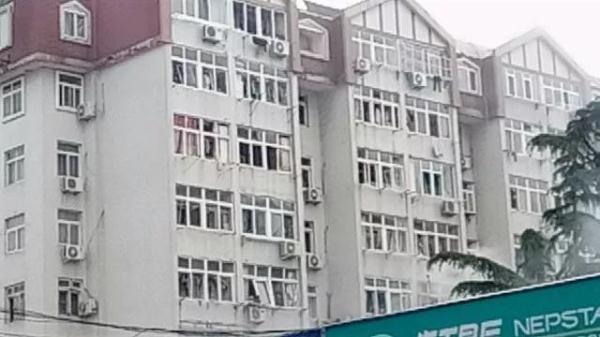 突發(fā)！青島一居民樓發(fā)生爆燃！已造1人死亡，7人受傷！3公里外有震感…