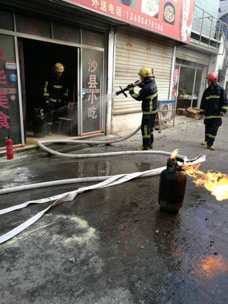 圖為：事故現(xiàn)場。消防供圖